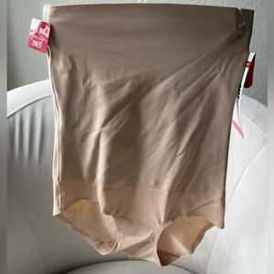 Skinny Girl High-Waisted Seamless Shaper-NWT